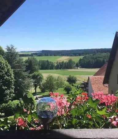 Modernes Mit Herrlichem Blick Ins Gruene Apartamento *