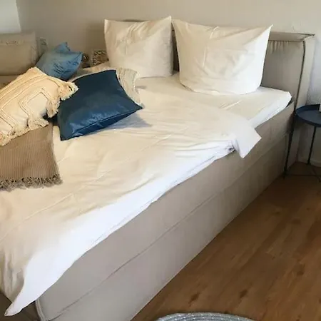 Modernes Mit Herrlichem Blick Ins Gruene Unterbrand