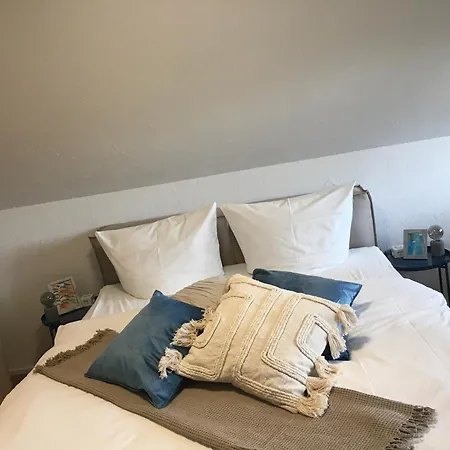 Appartement Modernes Mit Herrlichem Blick Ins Gruene