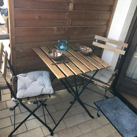 Modernes Mit Herrlichem Blick Ins Gruene Appartement Unterbrand