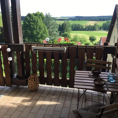 Appartement Modernes Mit Herrlichem Blick Ins Gruene